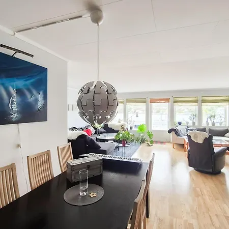 Beach Front Apartment In Steinsland * Steinsland (Vestland)